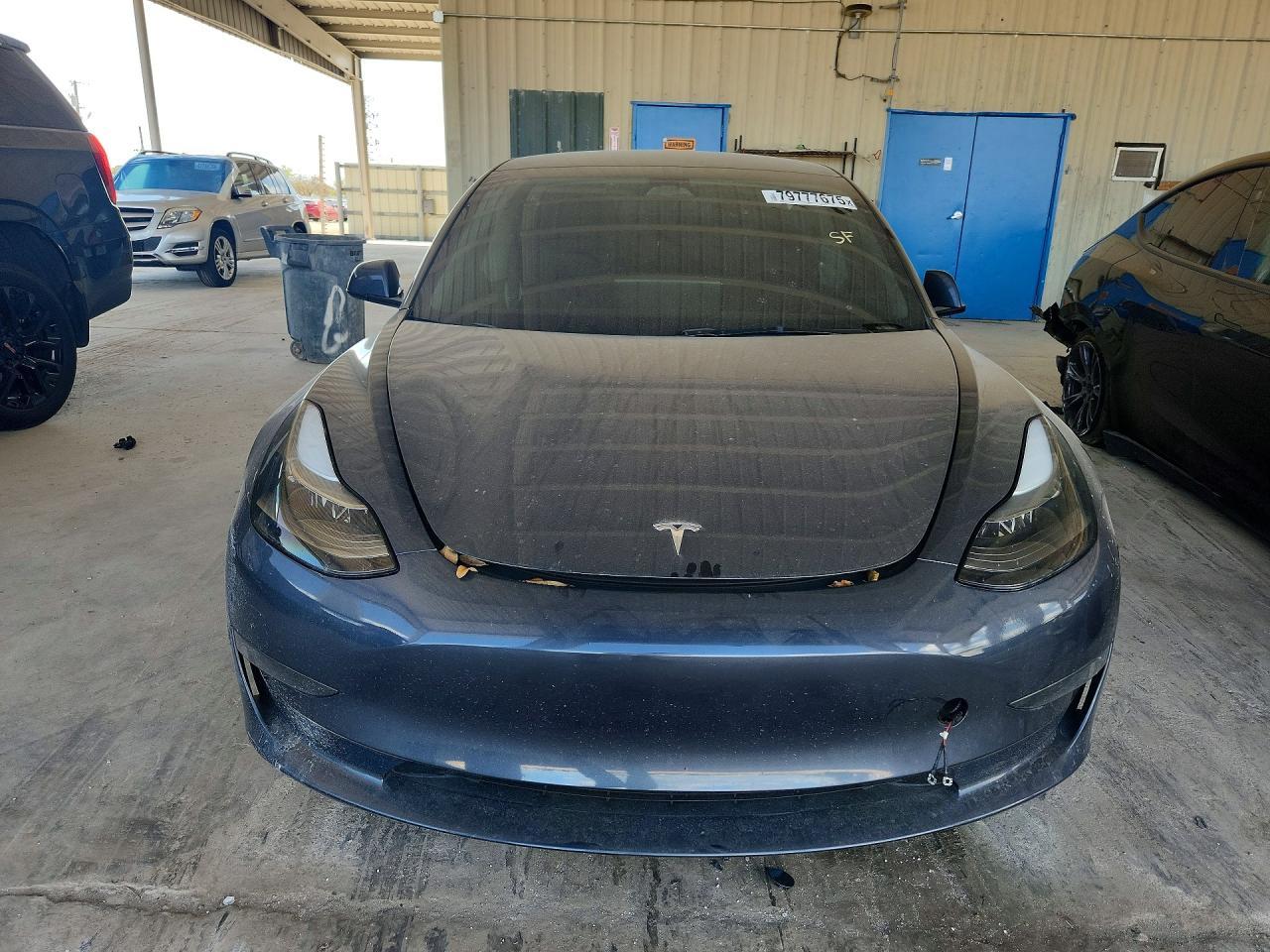 2023 Tesla Model 3 - Image 5