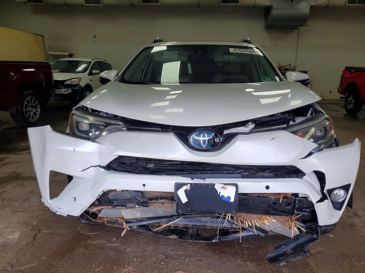 2016 Toyota Rav4 Hybrid Limited - Фото 5