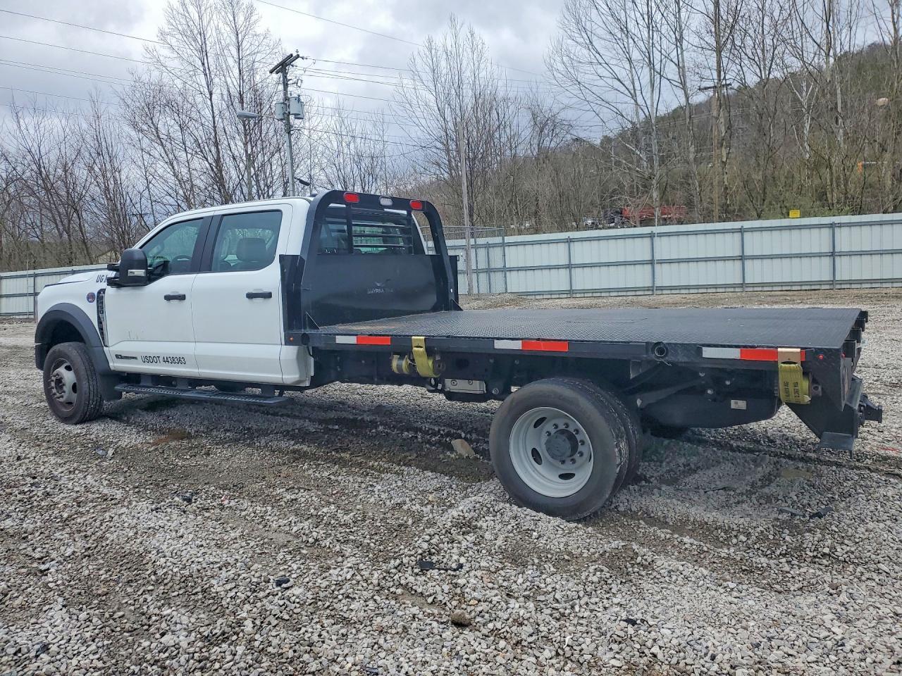 2025 Ford F450 Super Duty Flatbed Truck - Фото 2