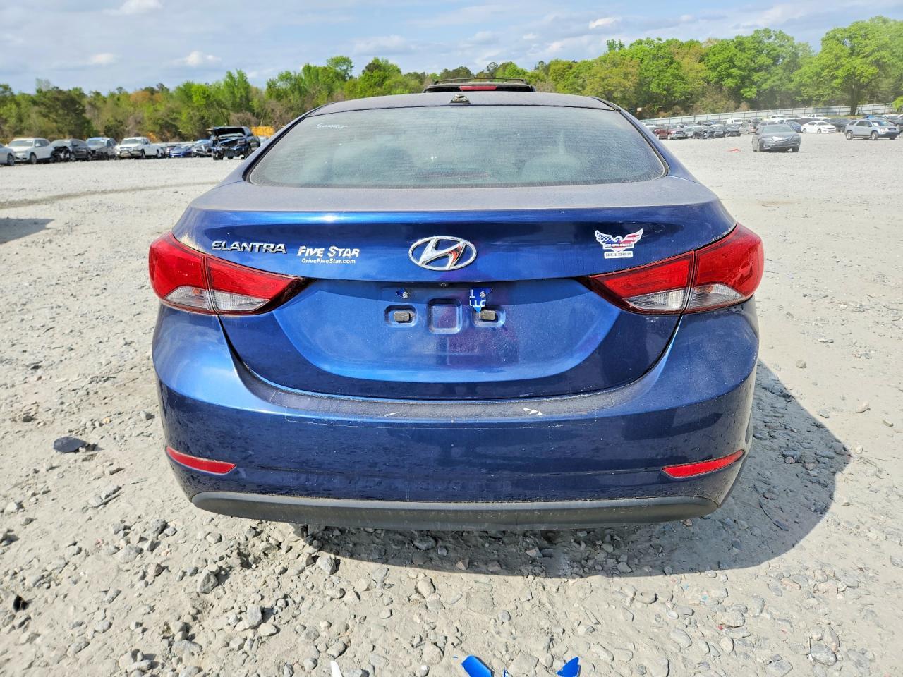 2016 Hyundai Elantra Se - Фото 6