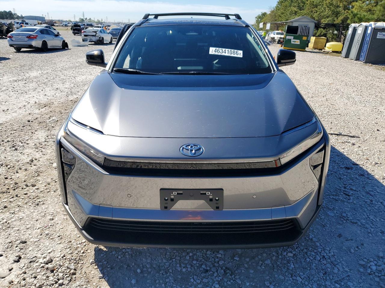 2026 Toyota Bz Xle Plus - Image 5