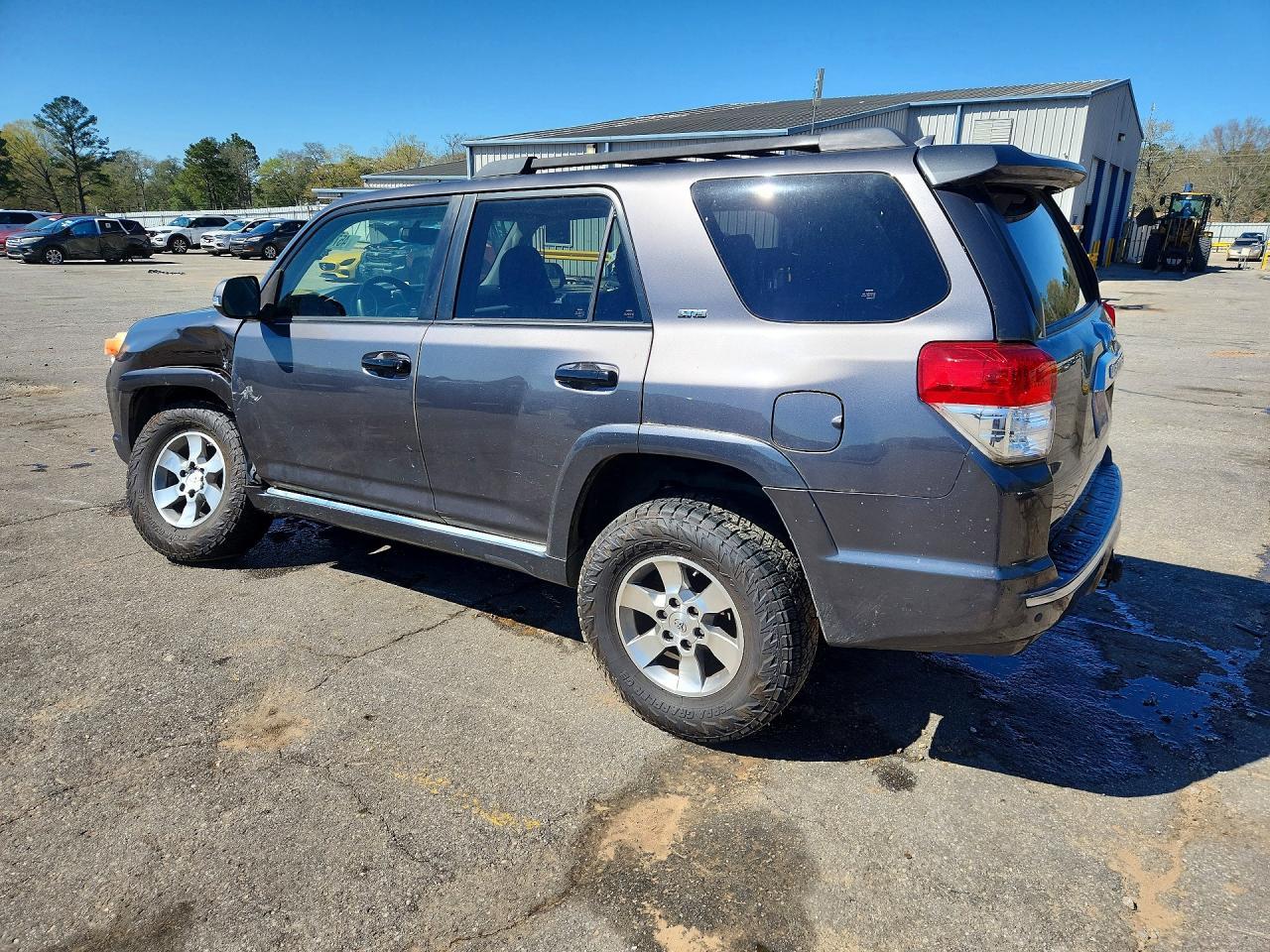 2013 Toyota 4Runner Sr5 - Image 2