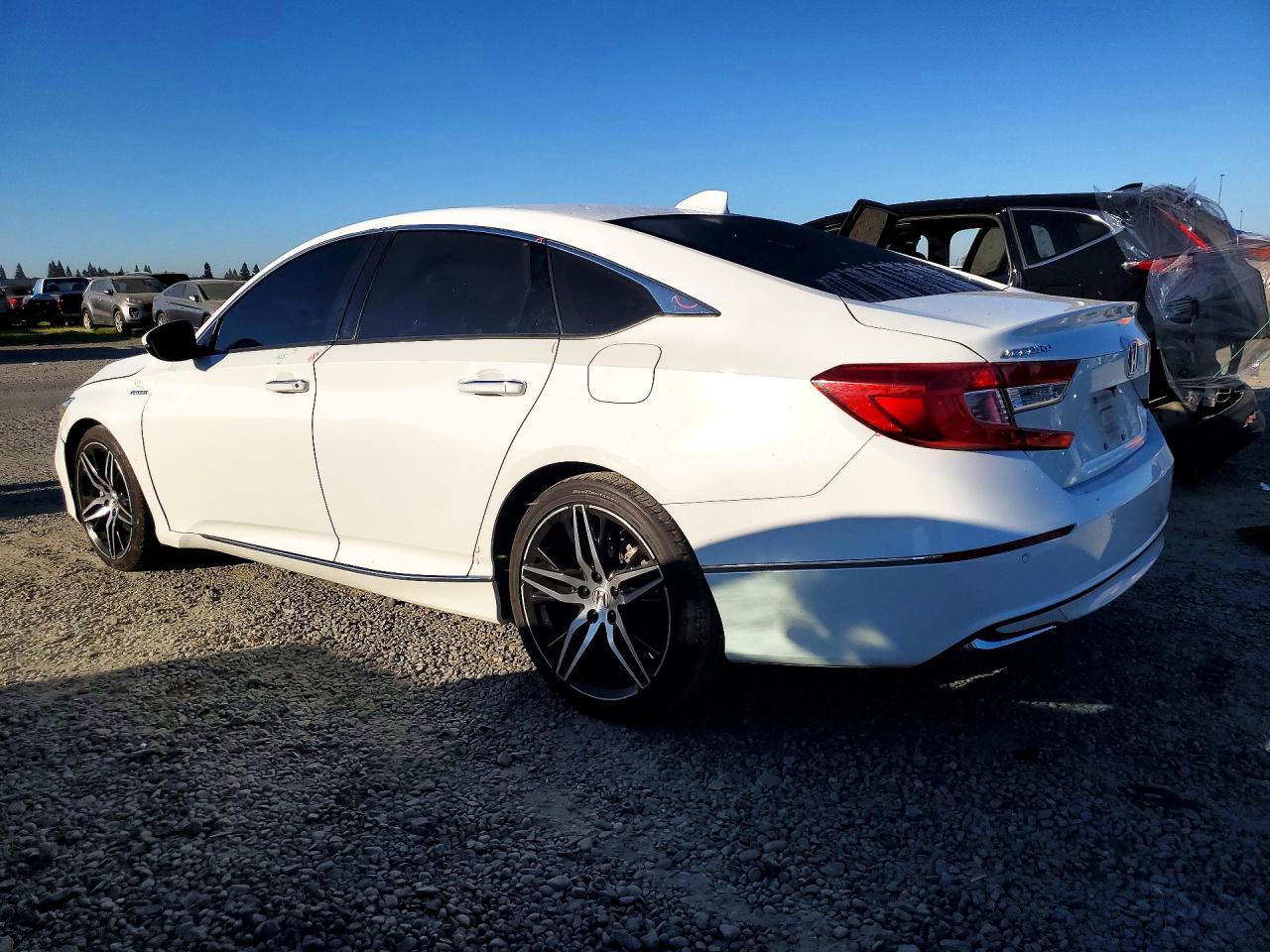 2022 Honda Accord Touring Hybrid - Фото 2