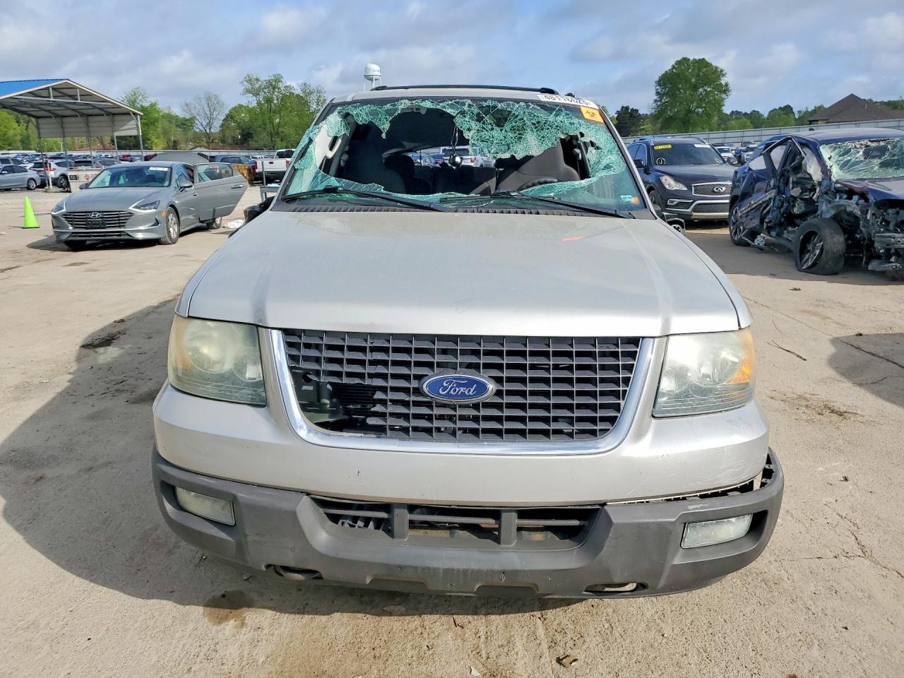 2004 Ford Expdtion - Фото 5