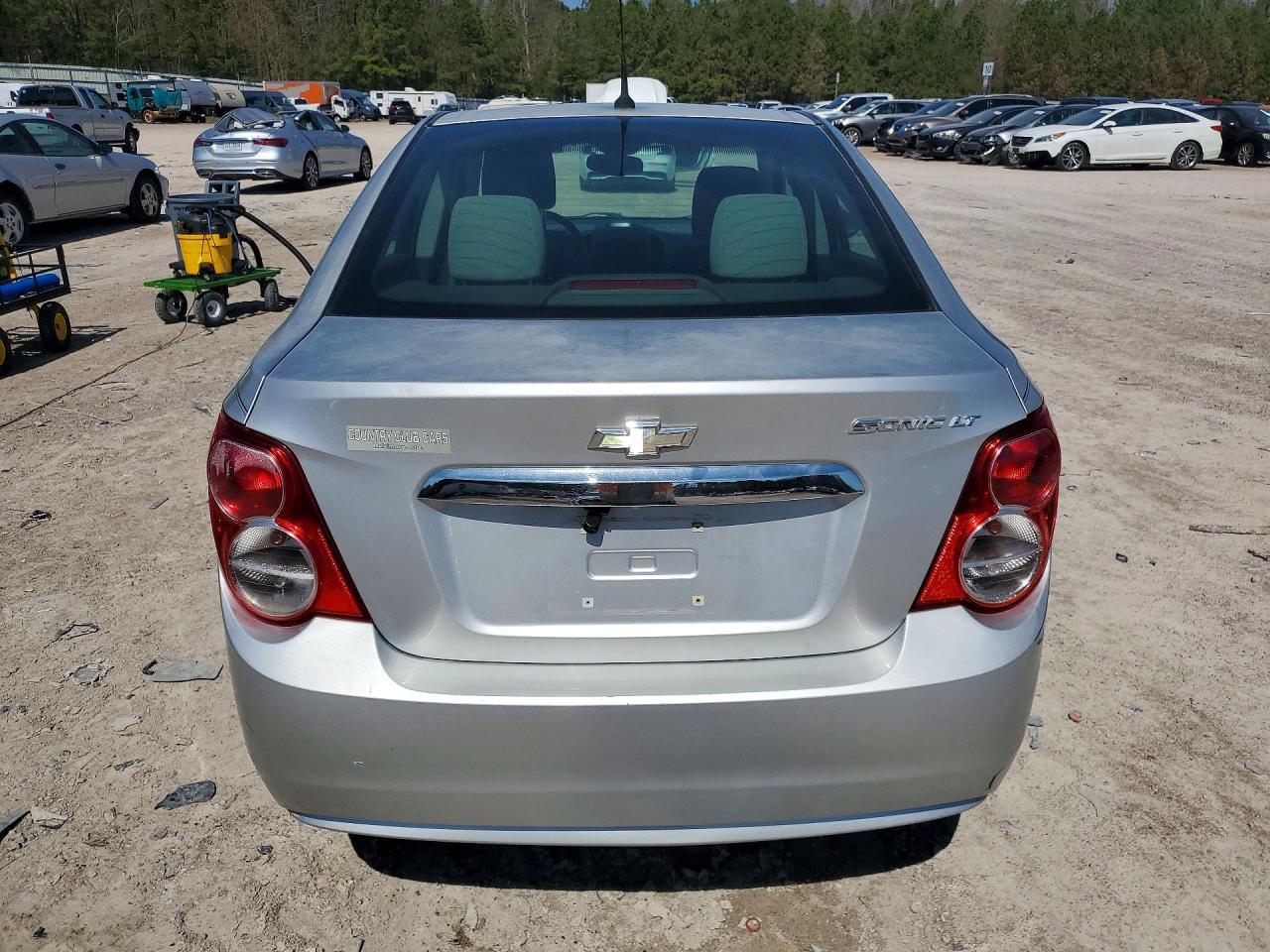 2013 Chevrolet Sonic Lt - Image 6