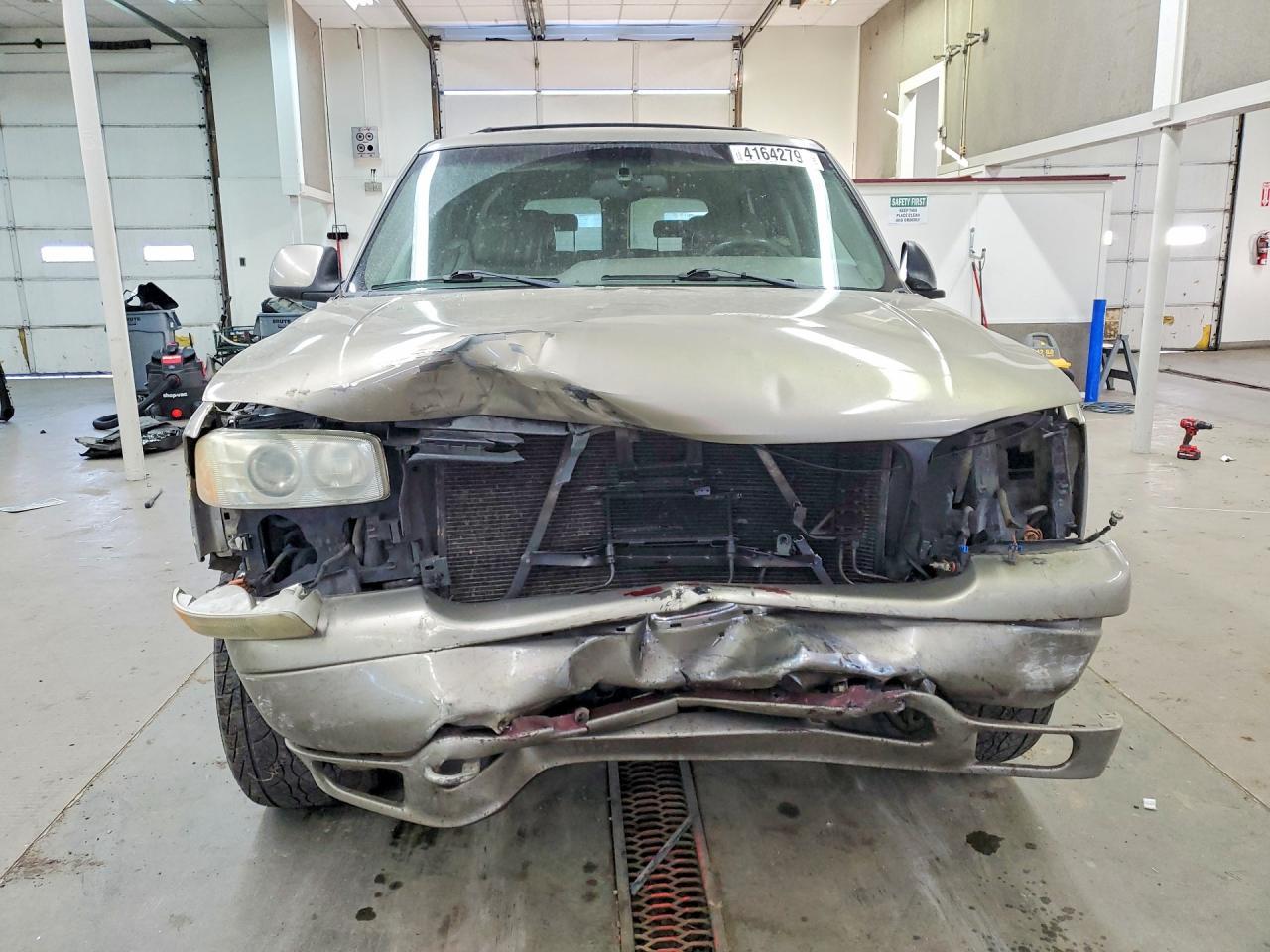 2002 GMC Yukon - Image 5