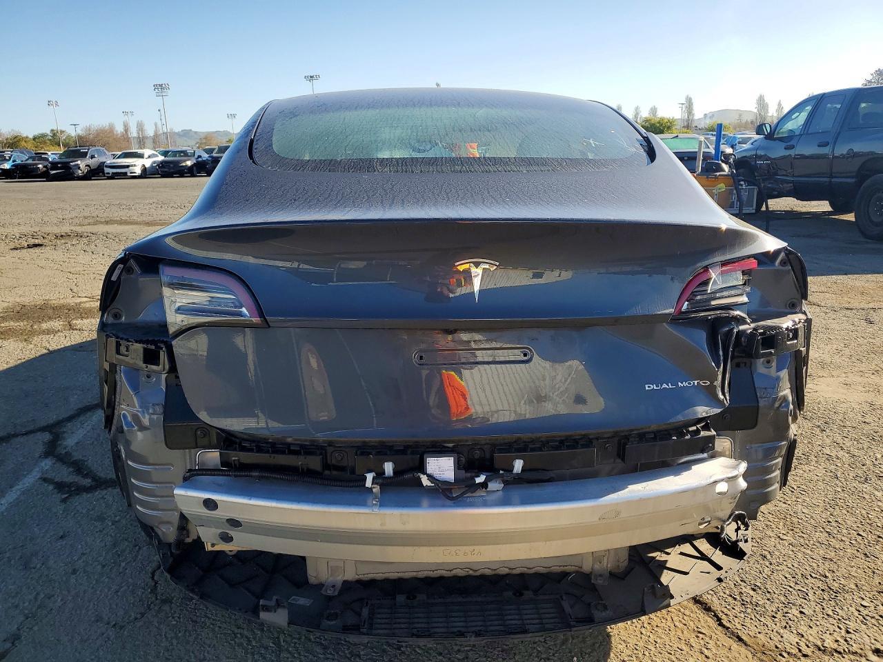 2021 Tesla 3 - Фото 6