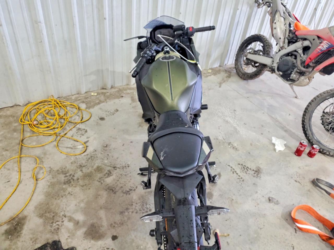 2024 Kawasaki Ex650 R - Image 6