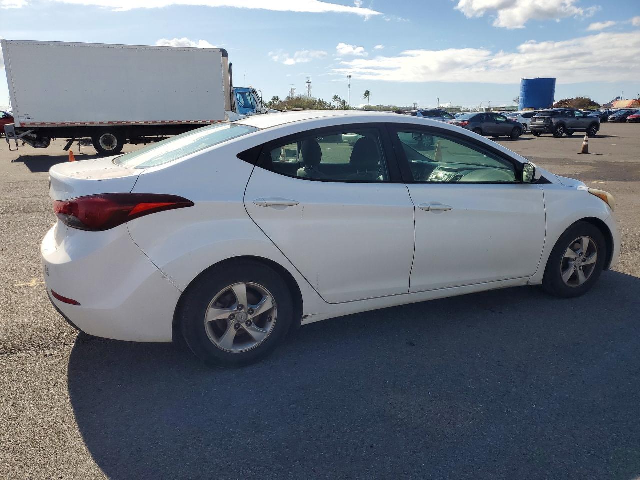 2014 Hyundai Elantra Se - Фото 3
