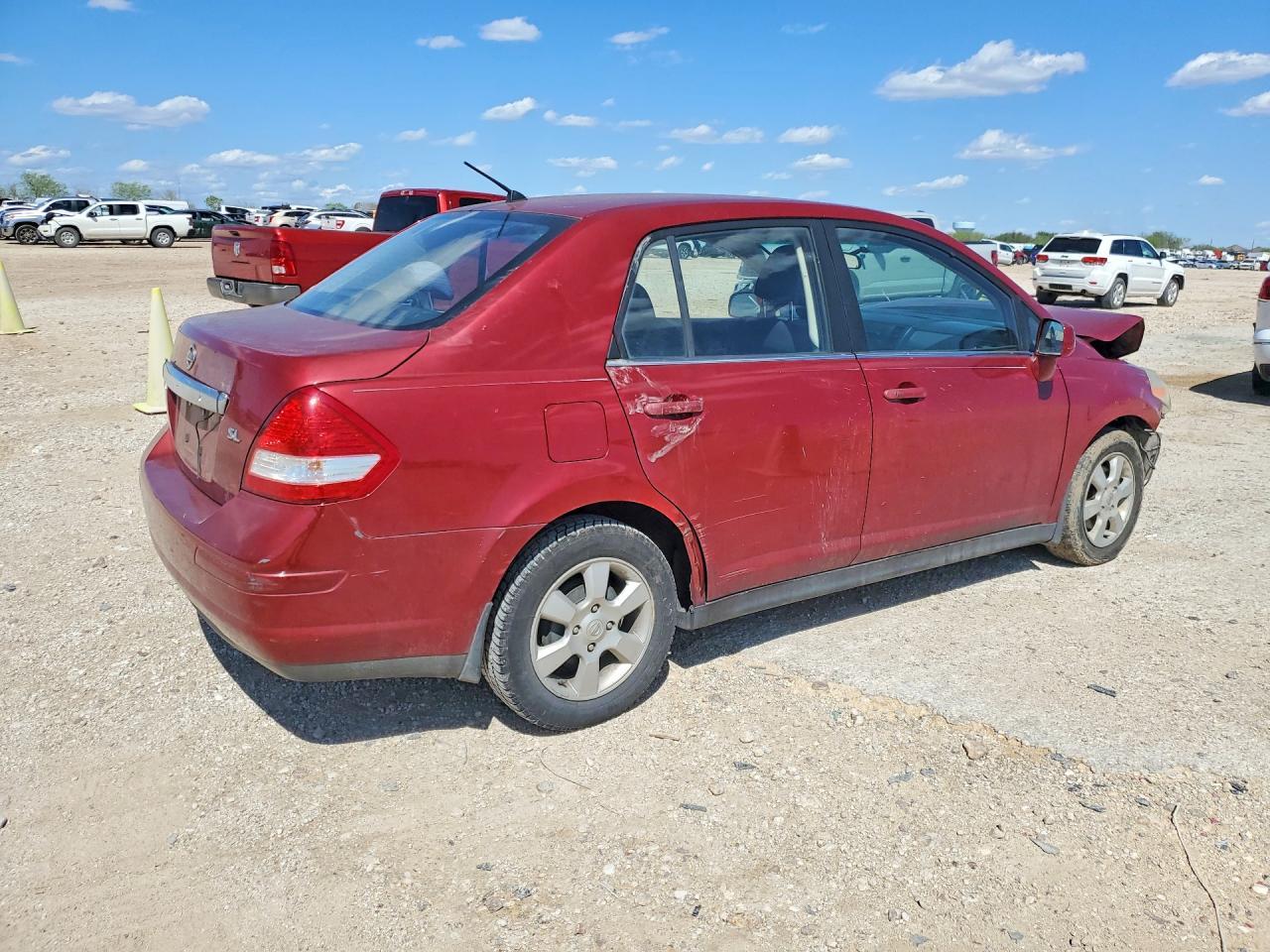 2008 Nissan Versa 1.8 S - Image 3