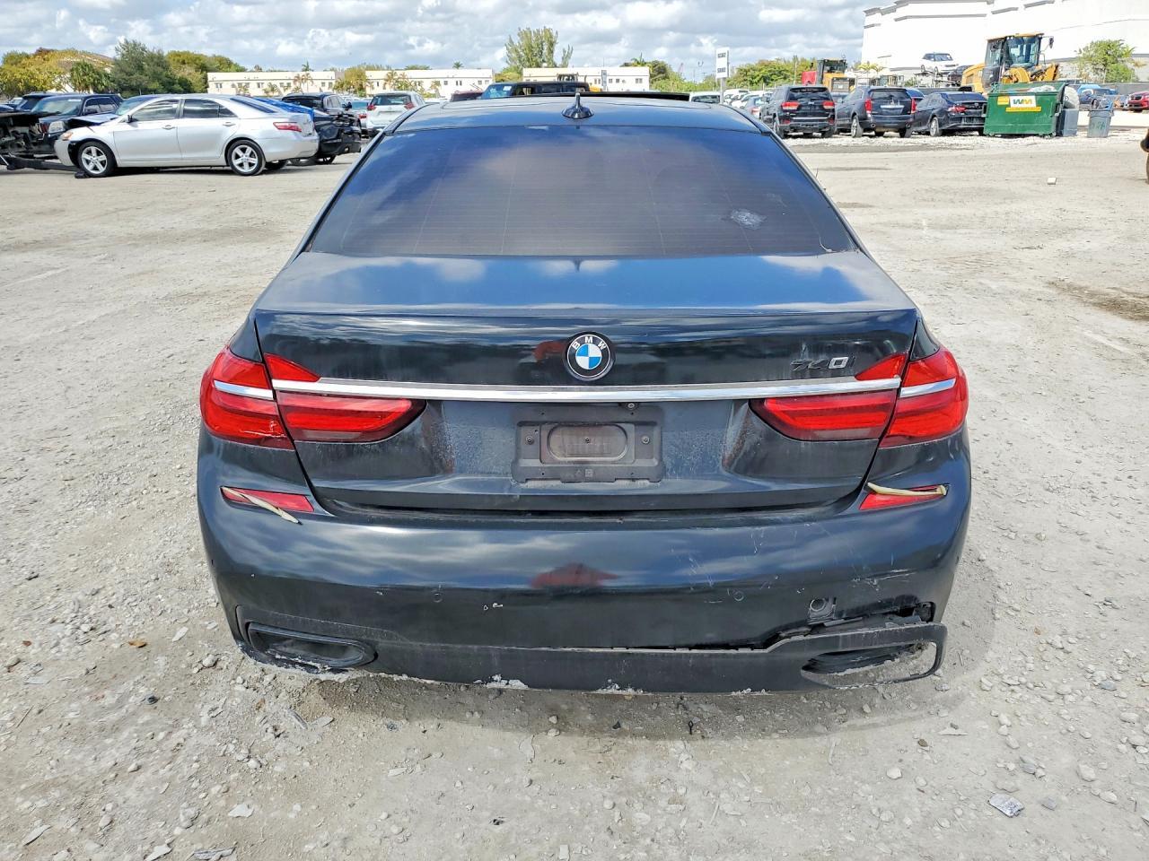 2019 BMW 740 I - Фото 6