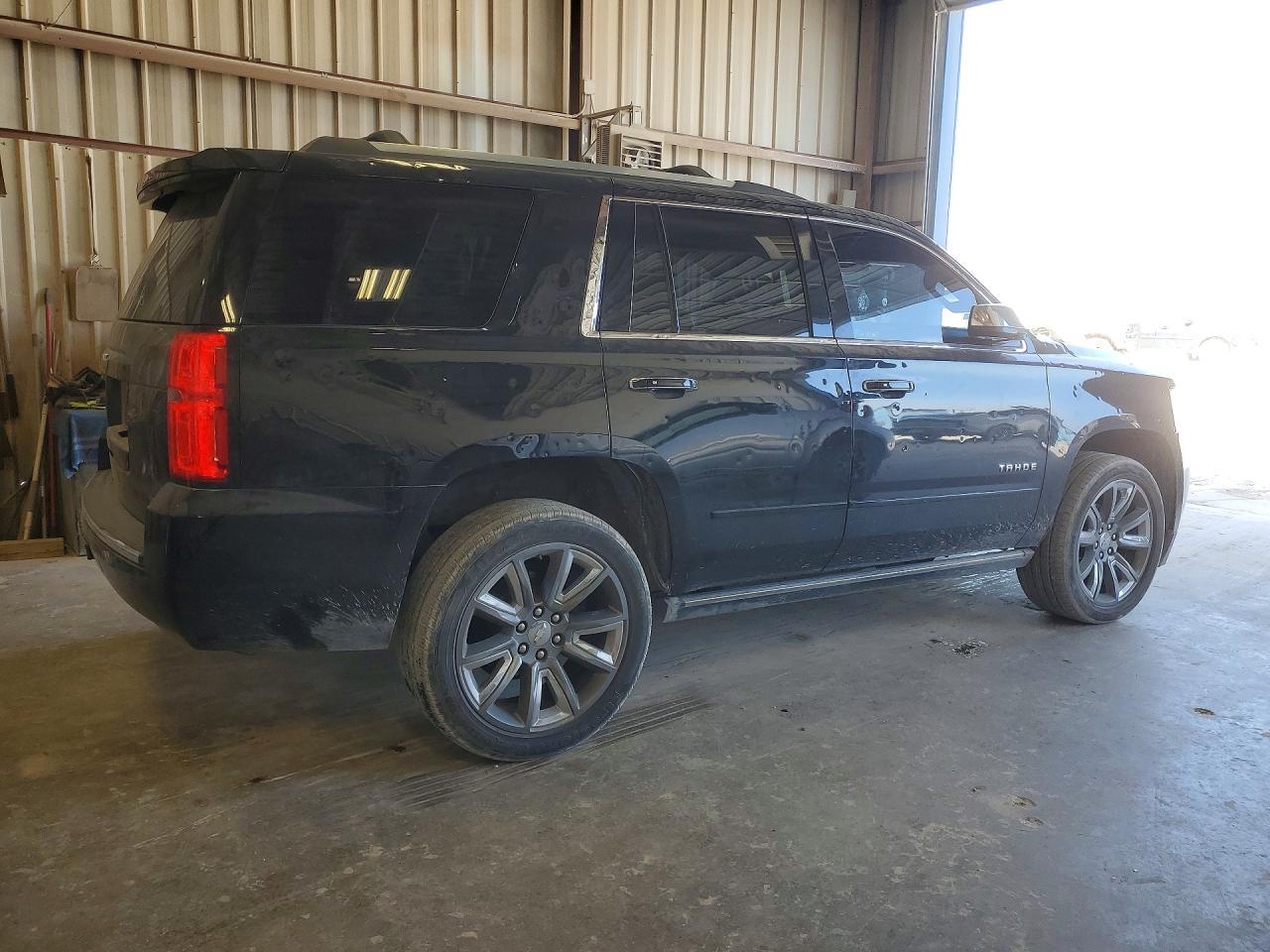2018 Chevrolet Tahoe K1500 Premier - Image 3