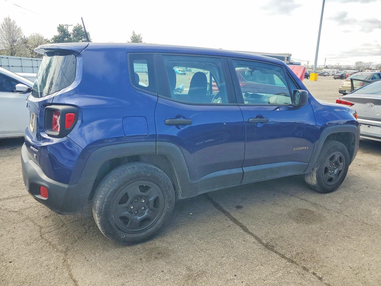 2017 Jeep Renegade Sport - Фото 3