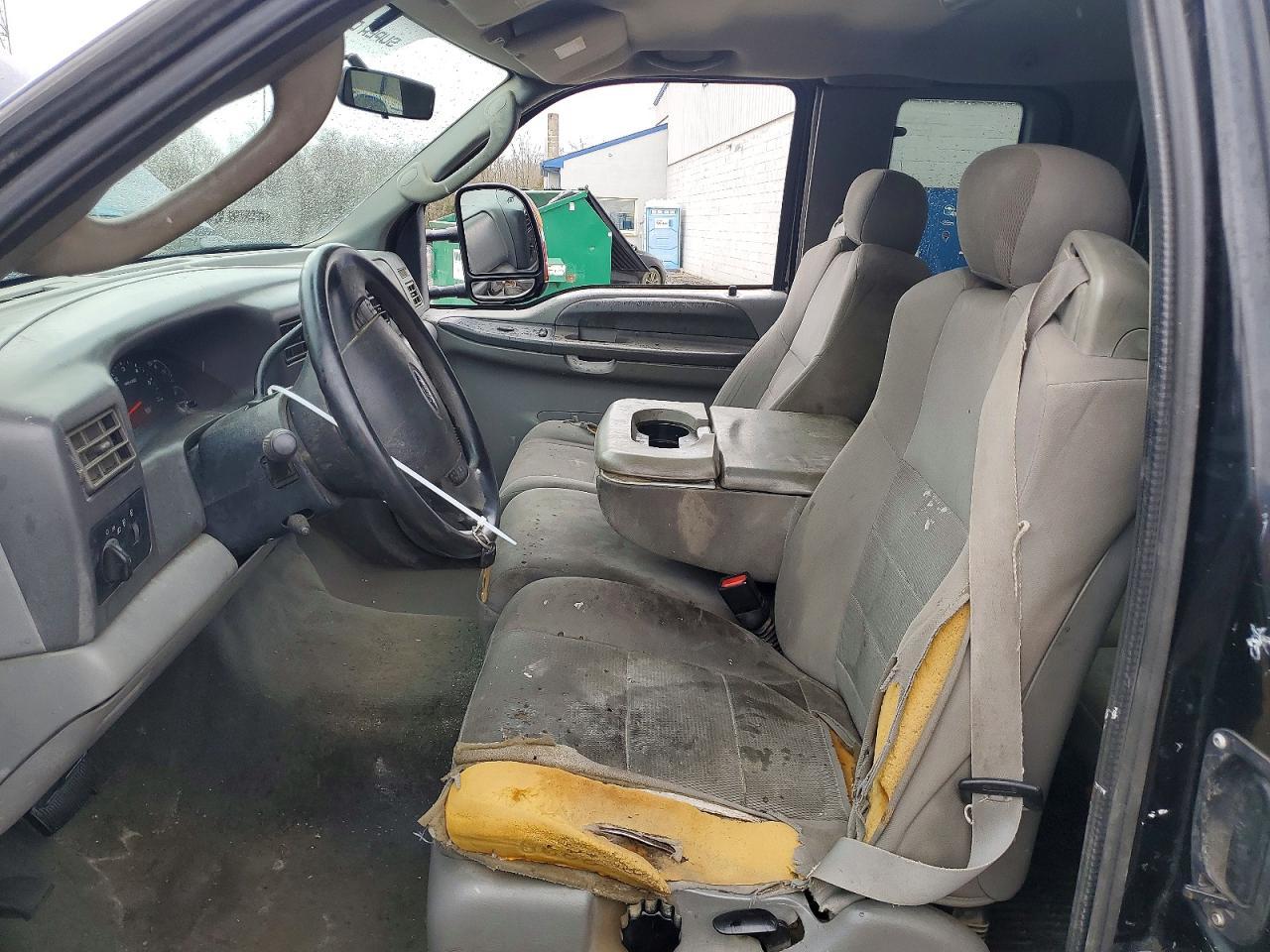 2004 Ford F250 Super Duty - Image 7