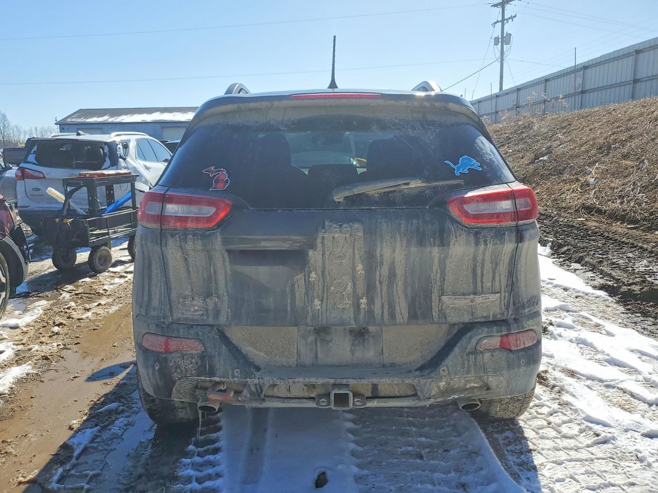 2017 Jeep Cherokee Trailhawk - Image 6