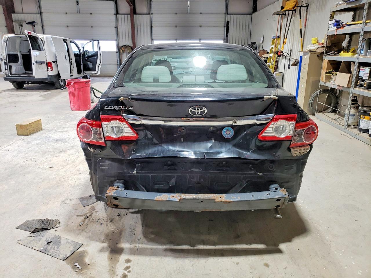 2012 Toyota Corolla Le - Image 6