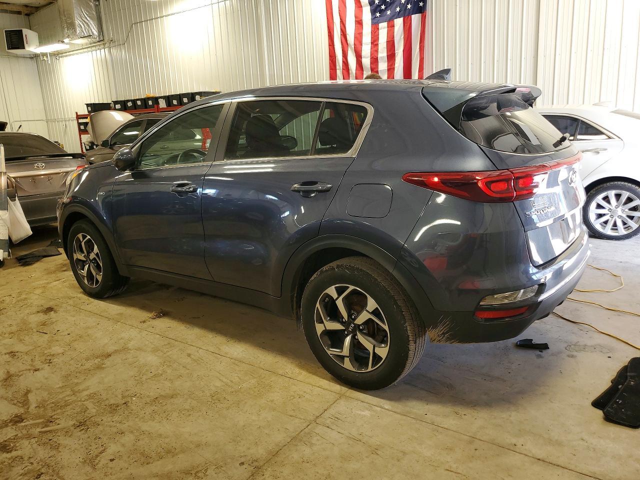 2020 Kia Sportage Lx - Фото 2