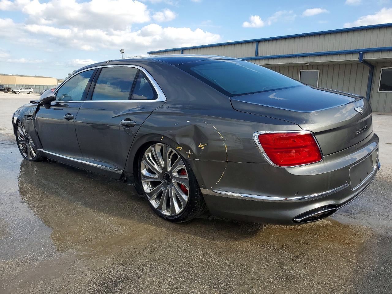 2023 Bentley Flying Spur - Фото 2