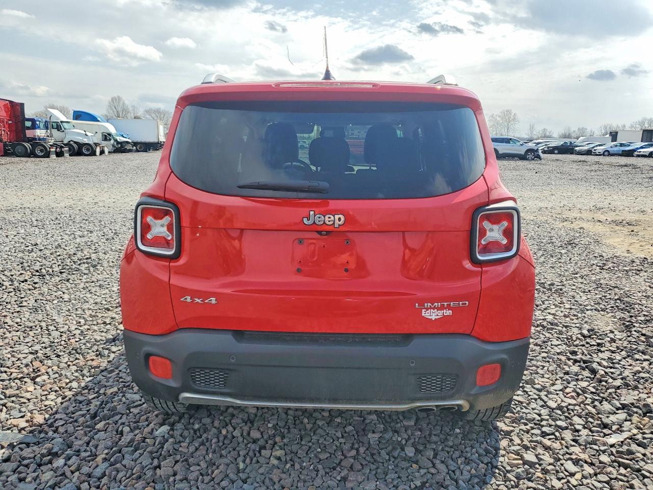 2016 Jeep Renegade - Image 6