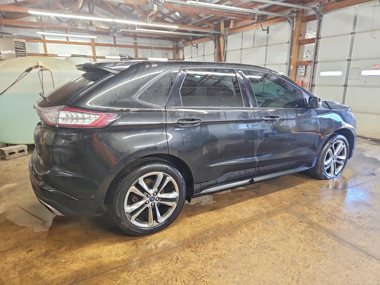 2015 Ford Edge Sport - Image 3
