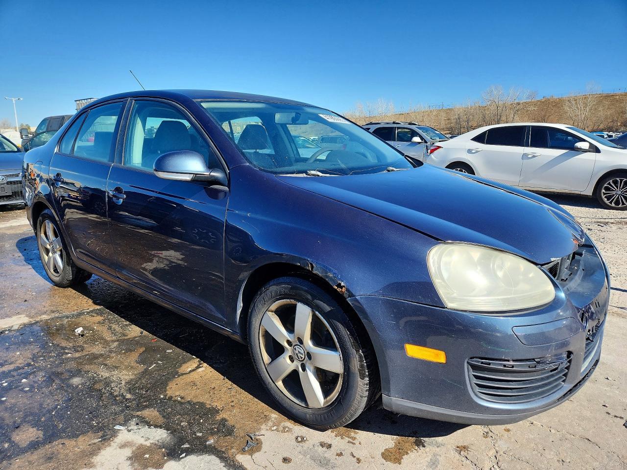2009 Volkswagen Jetta S - Image 4