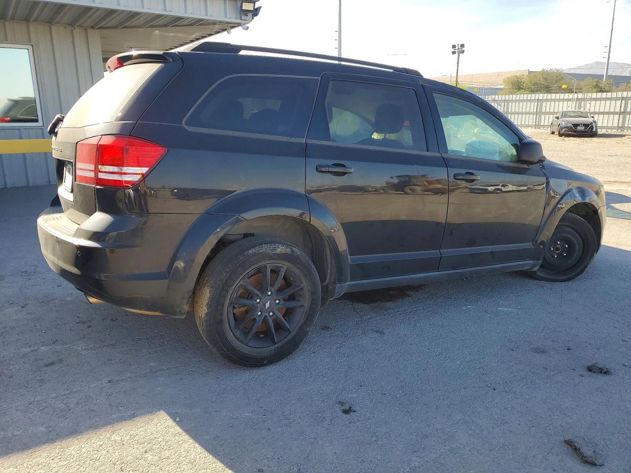 2020 Dodge Journey Se - Фото 3