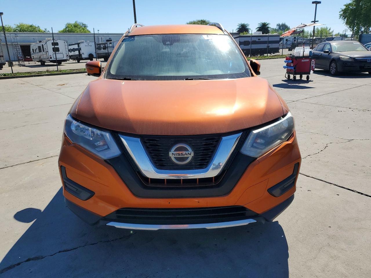 2019 Nissan Rogue Sv - Image 5