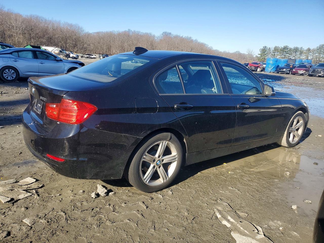 2015 BMW 320 I xDrive - Фото 3
