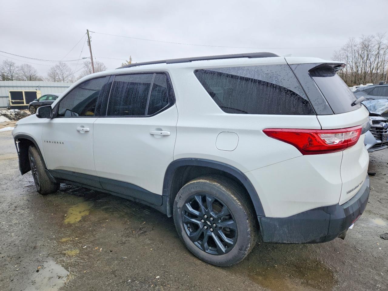 2021 Chevrolet Traverse Rs - Фото 2