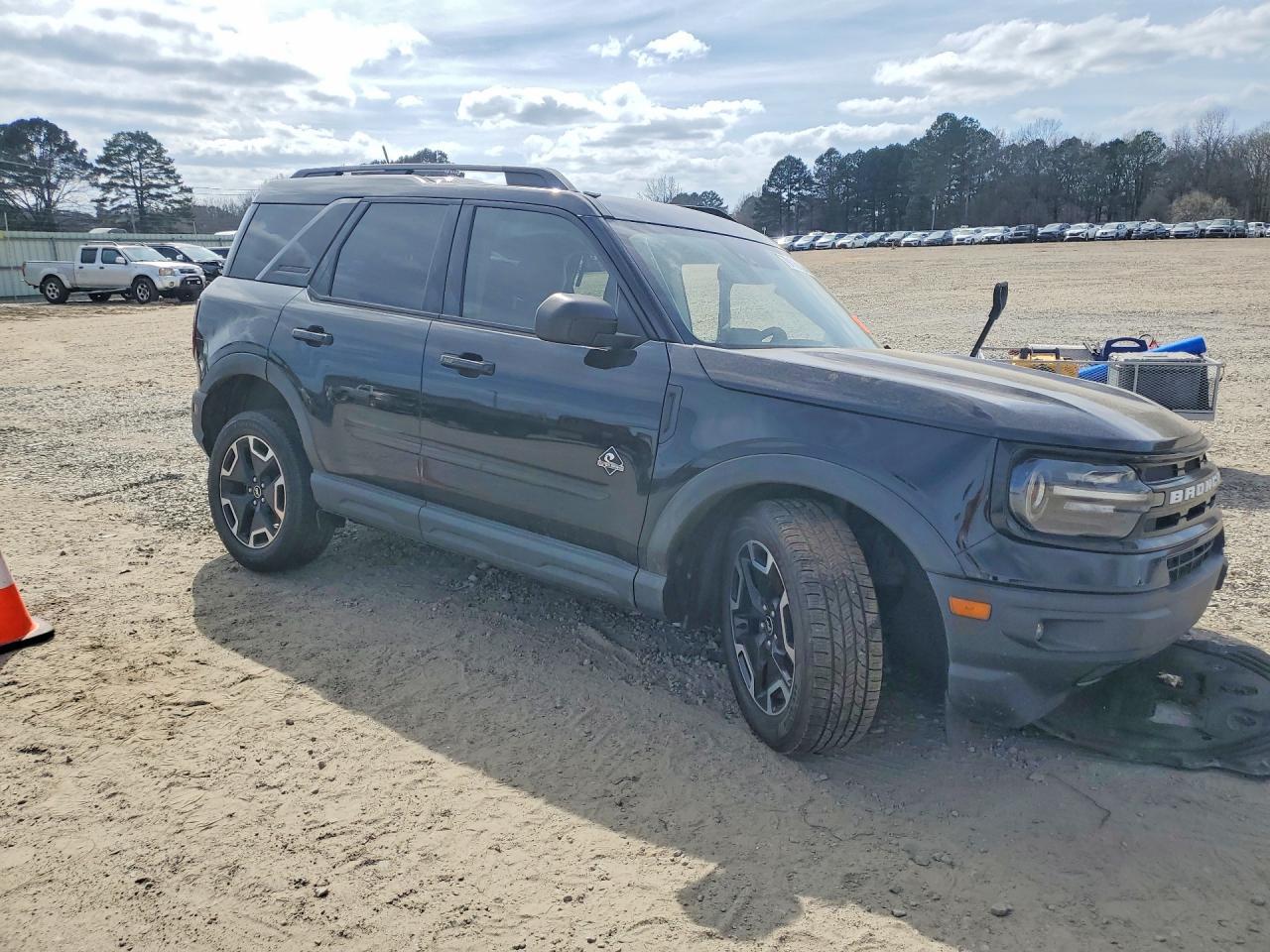 2021 Ford Bronco Sport Outer Banks - Image 4