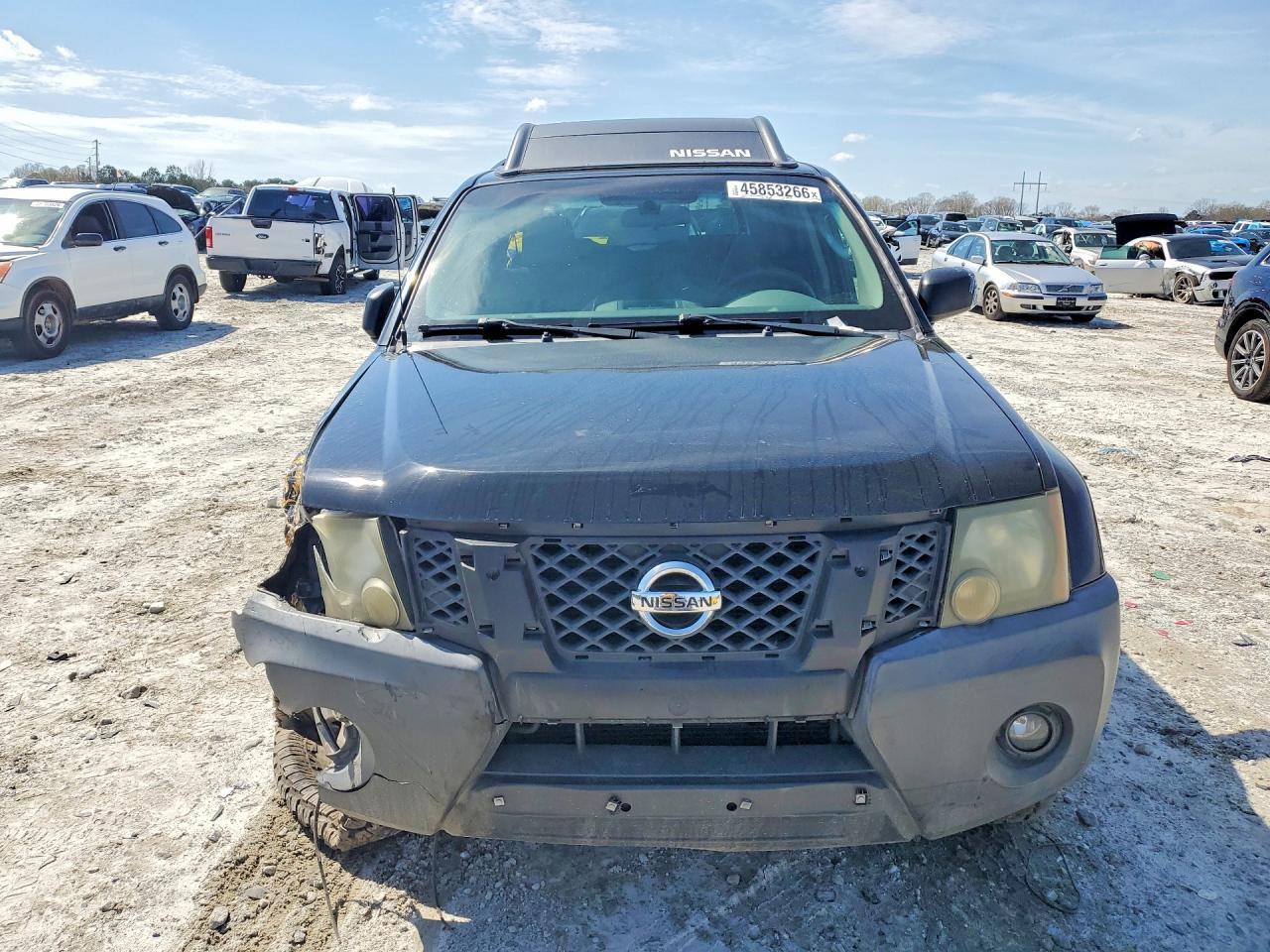 2010 Nissan Xterra - Image 5