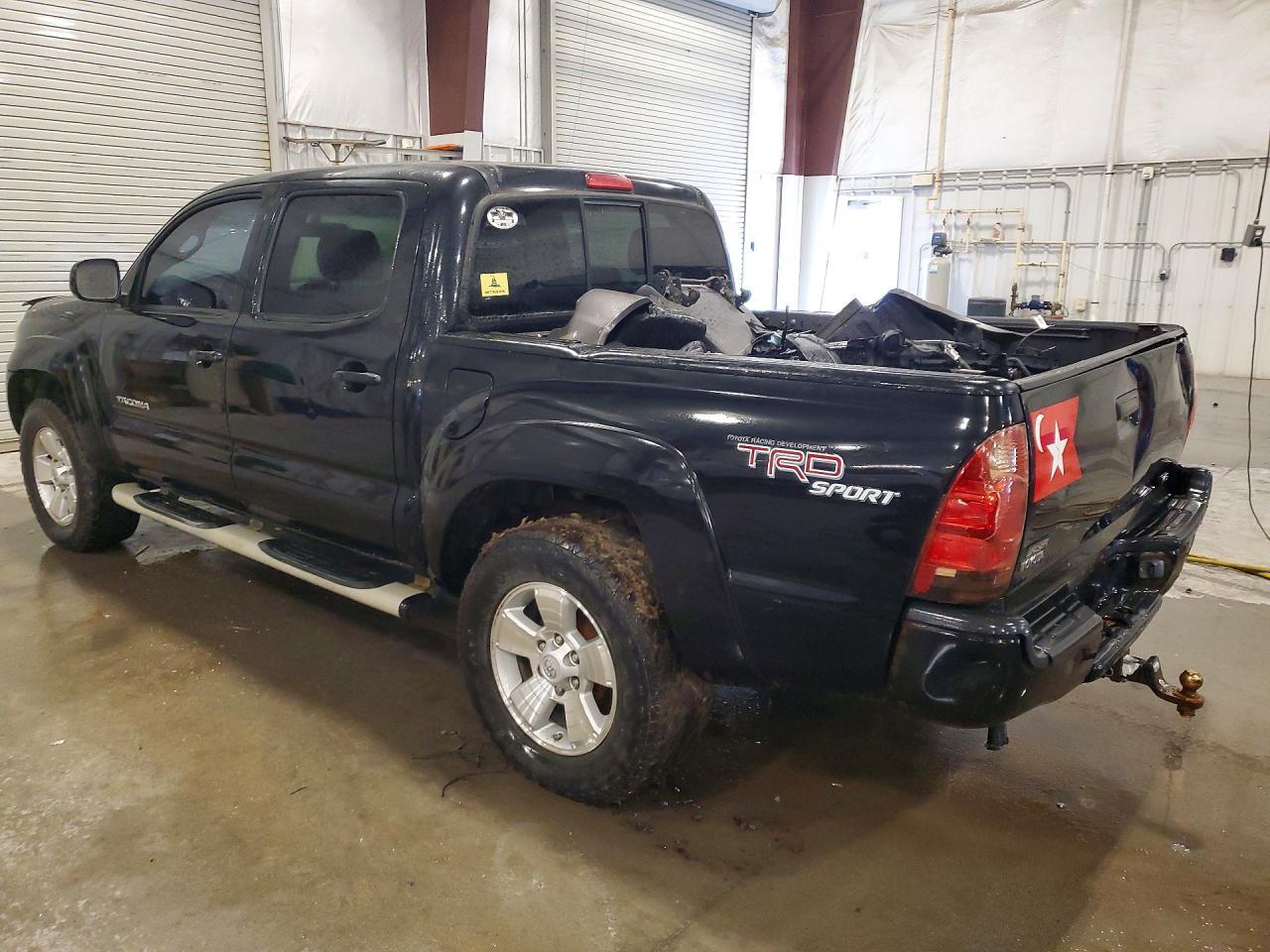 2006 Toyota Tacoma V6 - Фото 2