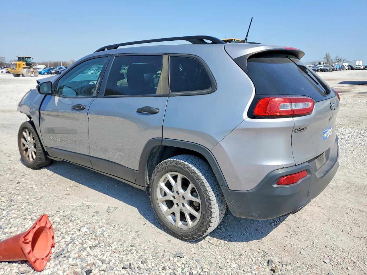 2017 Jeep Cherokee Sport - Image 2