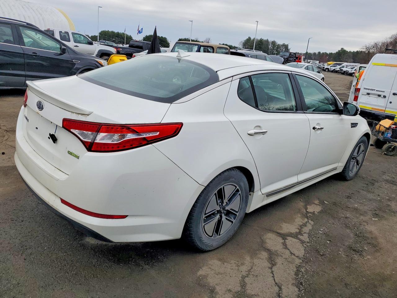 2012 Kia Optima Hybrid Lx - Image 3