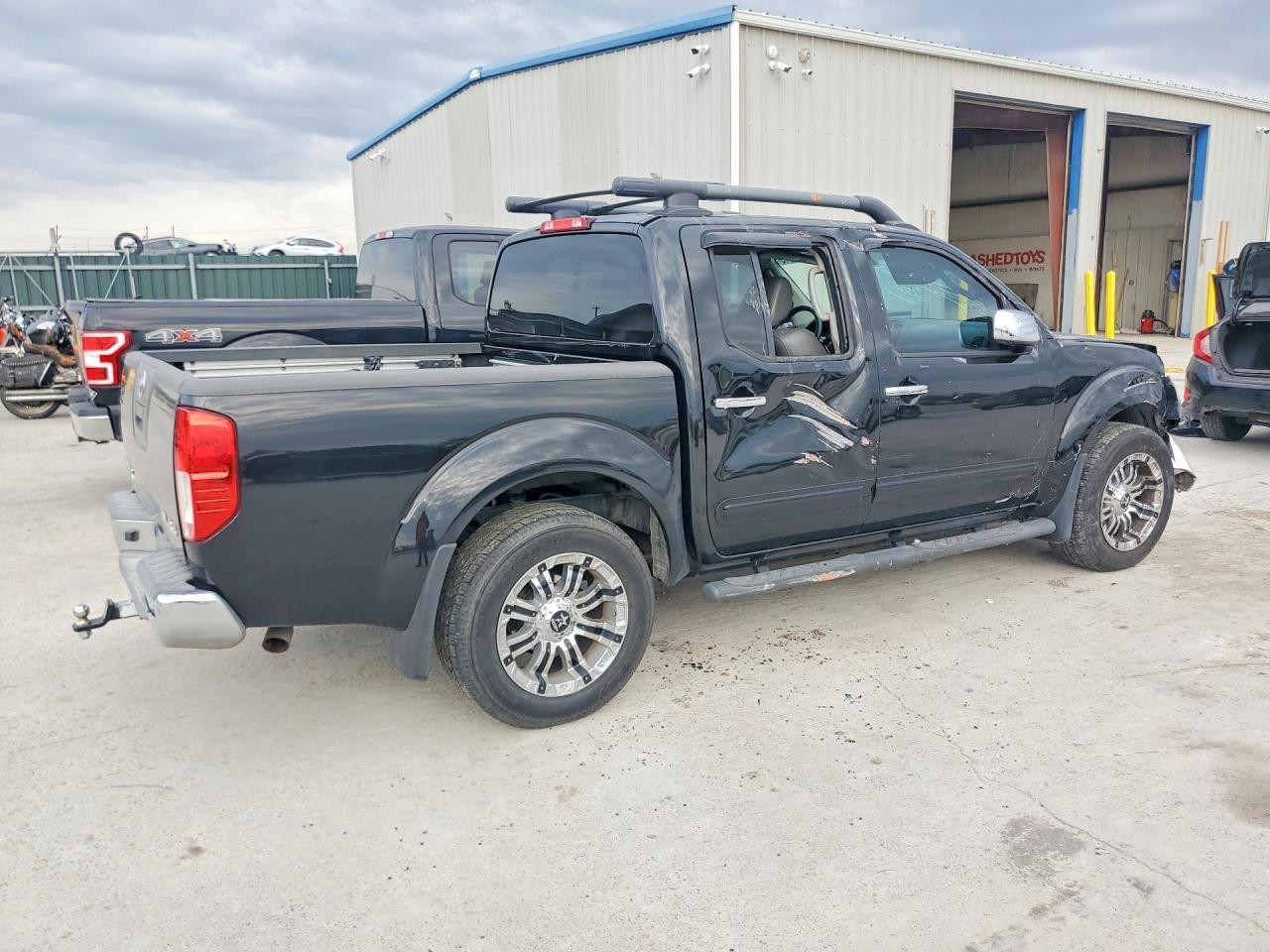 2011 Nissan Frontier S - Фото 3