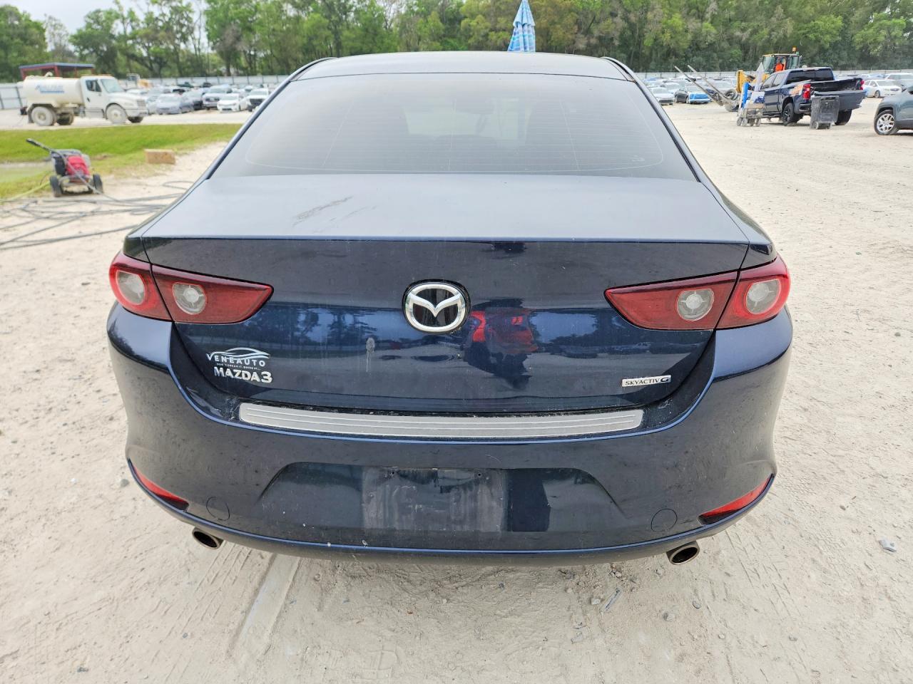 2022 Mazda 3 Select - Image 6