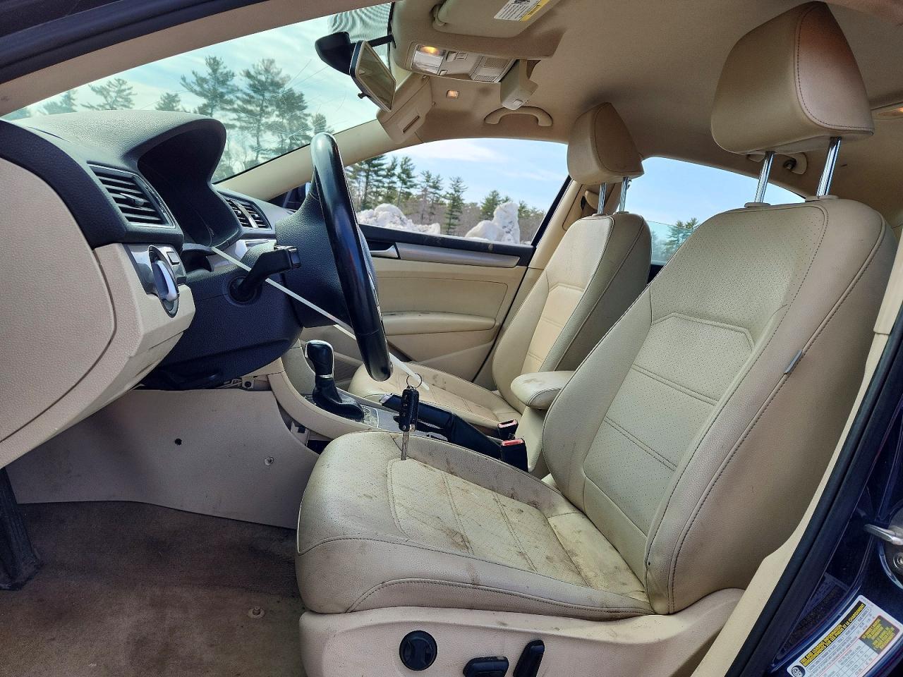 2015 Volkswagen Passat S - Фото 7