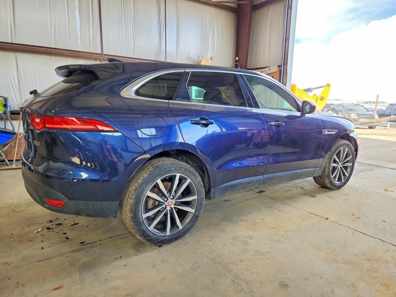2019 Jaguar F-Pace Prestige - Image 3