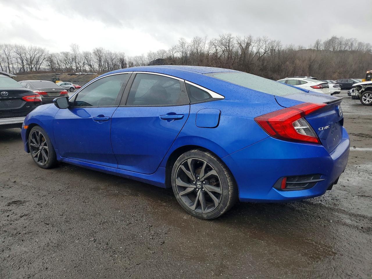 2020 Honda Civic Sport - Фото 2