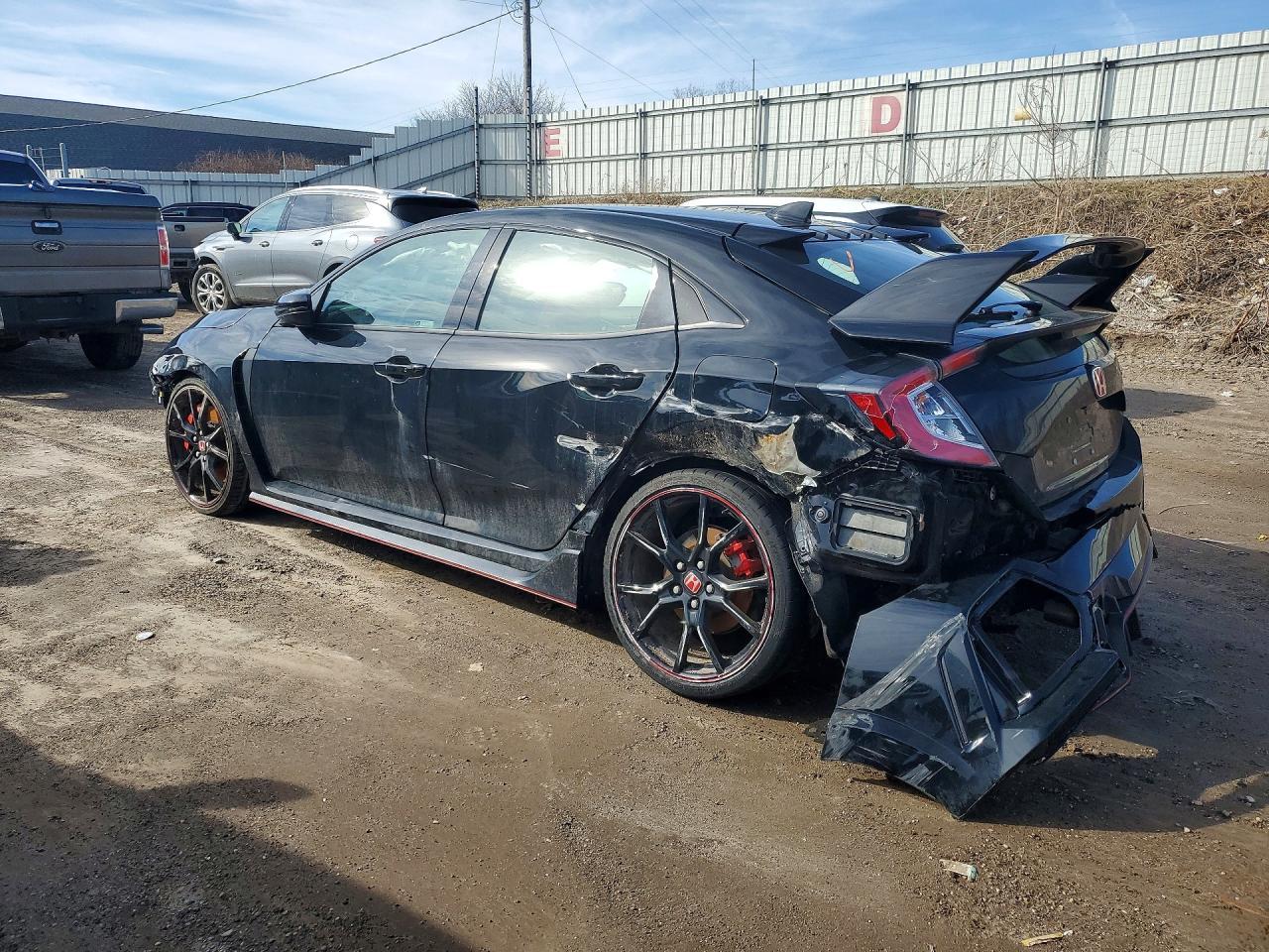 2021 Honda Civic Type-R Touring - Фото 2