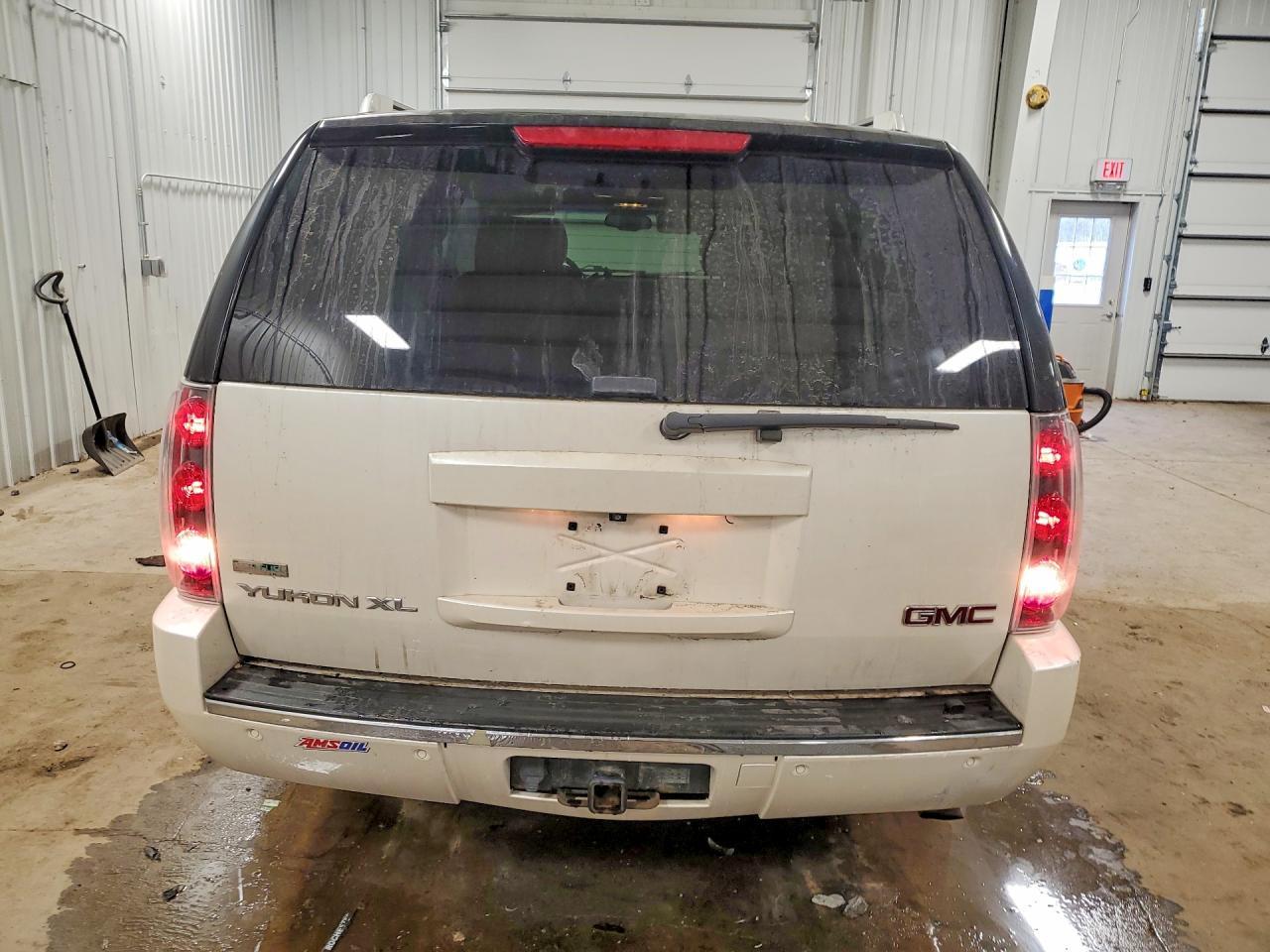 2012 GMC Yukon Xl Denali - Image 6
