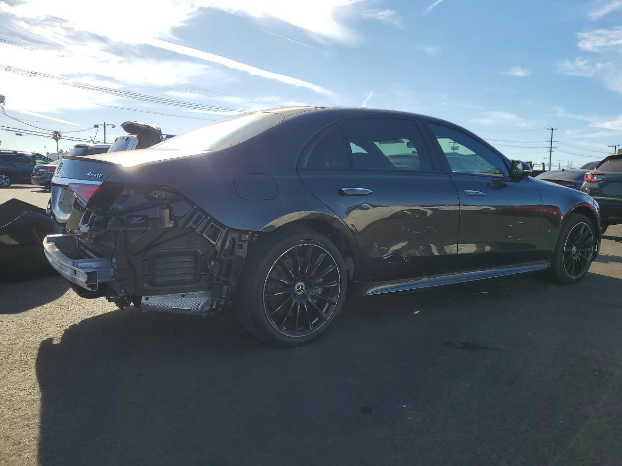 2023 Mercedes-Benz S 500 4Matic - Image 3