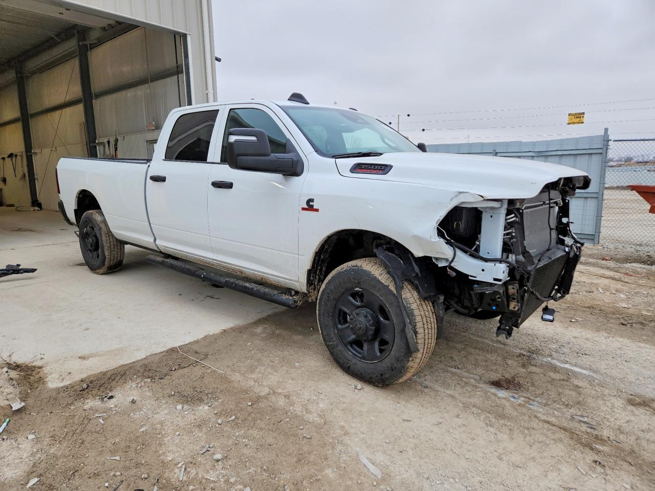 2025 Ram 3500 Tradesman - Фото 4