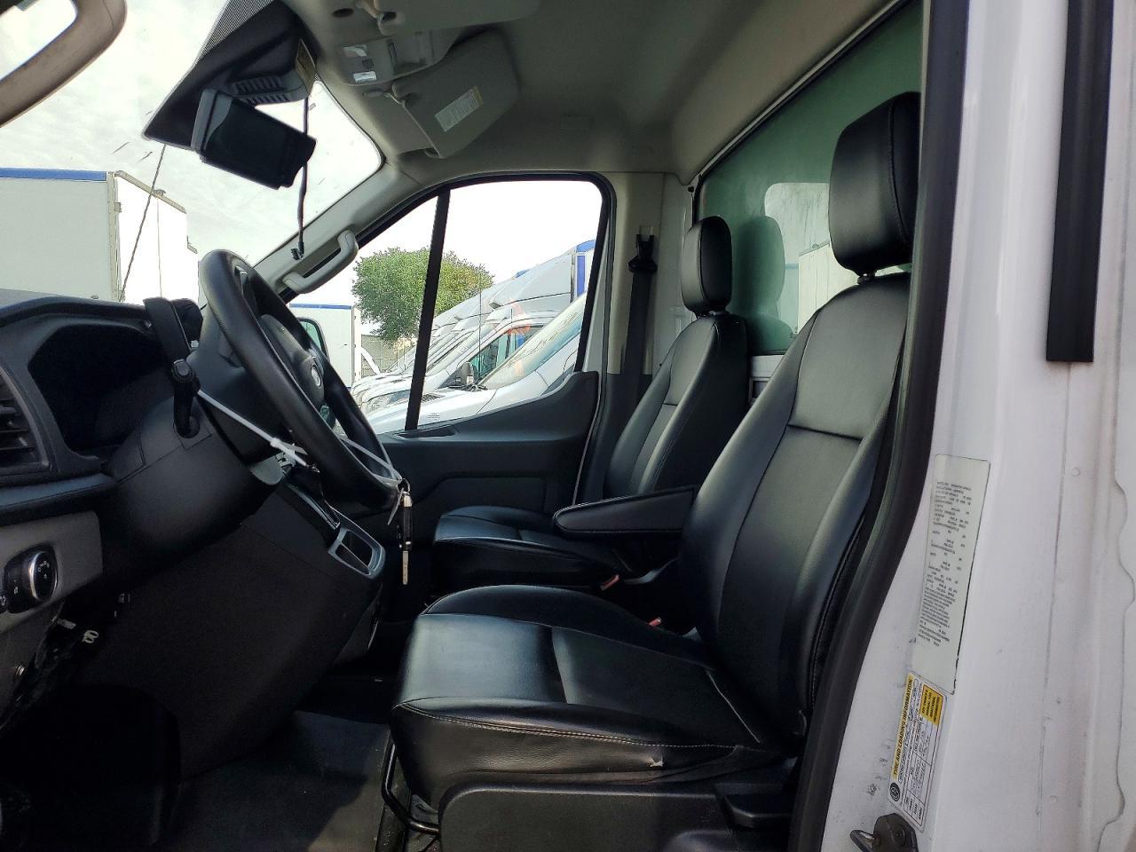 2021 Ford Transit Delivery Van - Фото 7