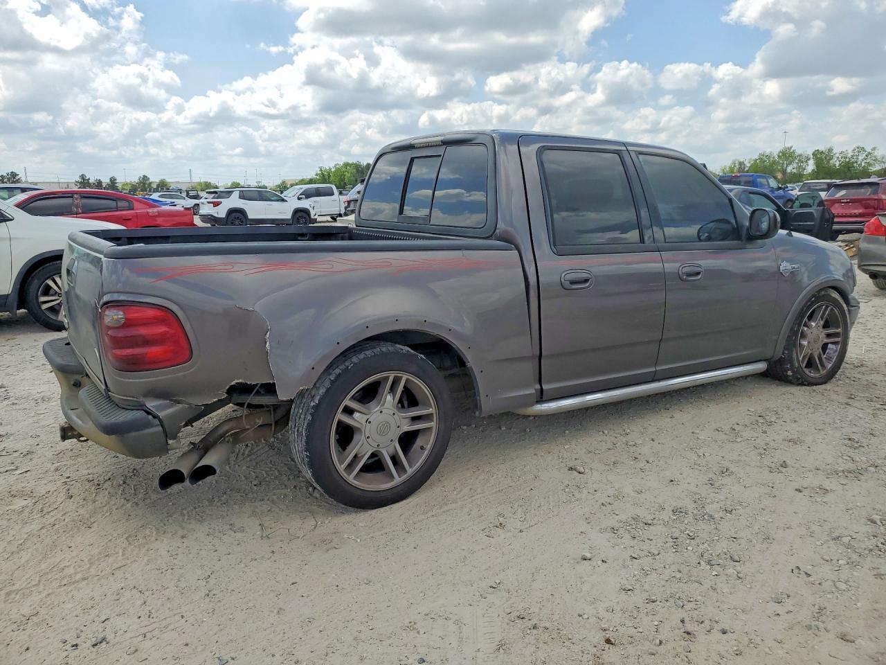 2002 Ford F150 Supercrew Harley Davidson - Image 3