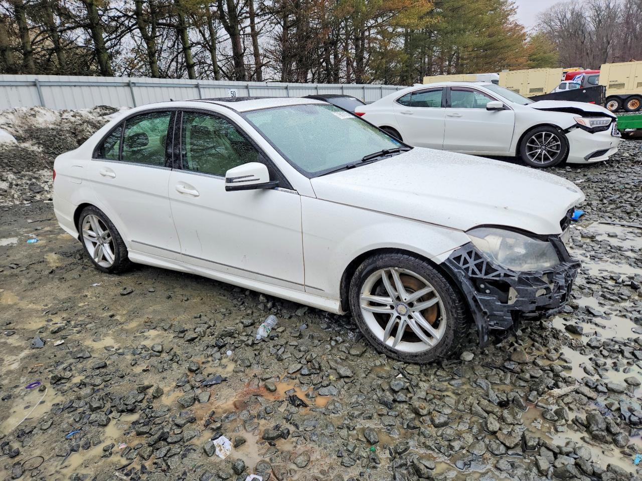 2014 Mercedes-Benz C 300 4Matic - Фото 4