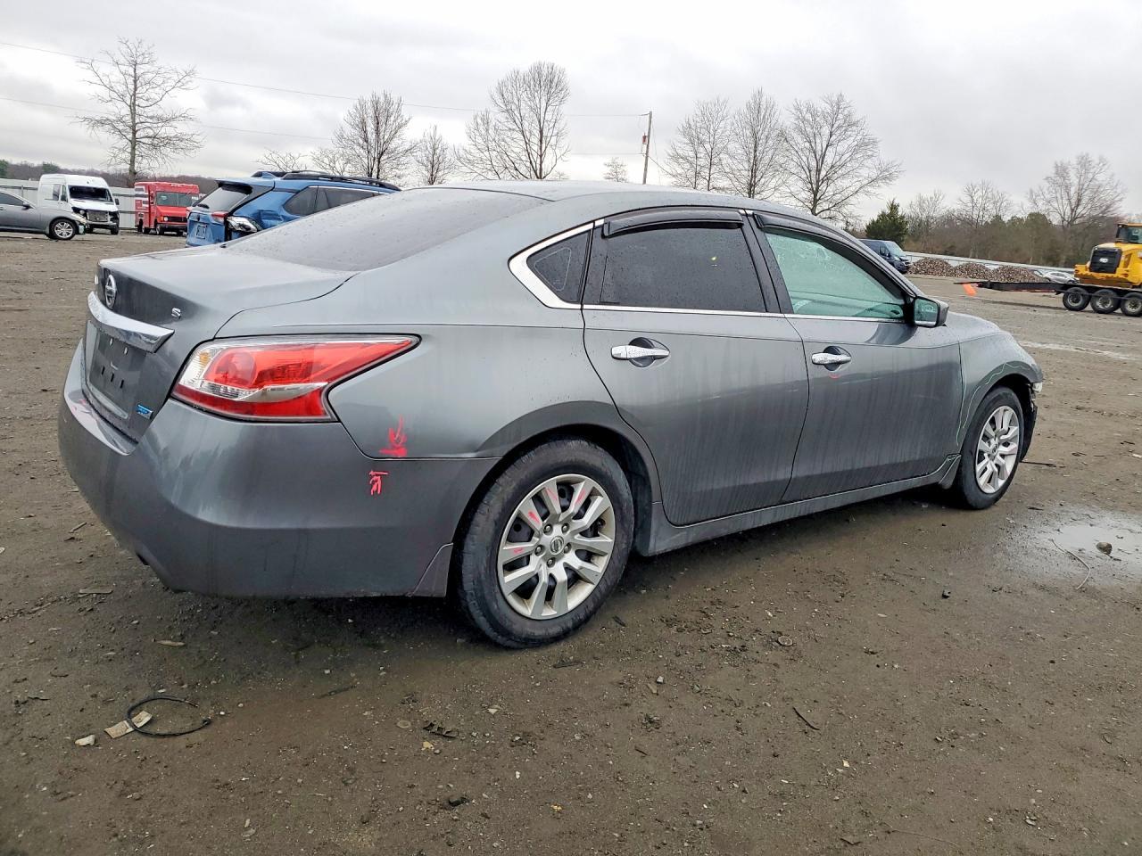 2014 Nissan Altima 2.5 S - Фото 3