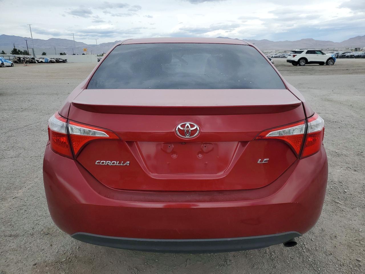 2015 Toyota Corolla Le - Фото 6