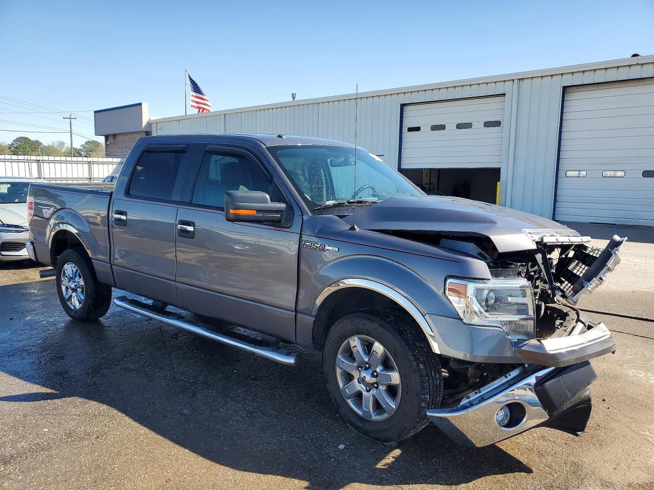 2014 Ford F150 Supercrew - Фото 4