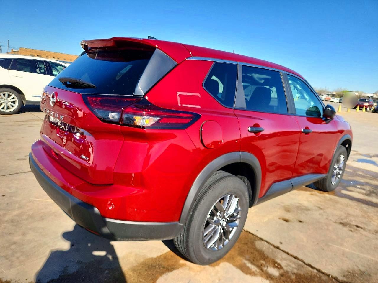 2025 Nissan Rogue S - Image 3